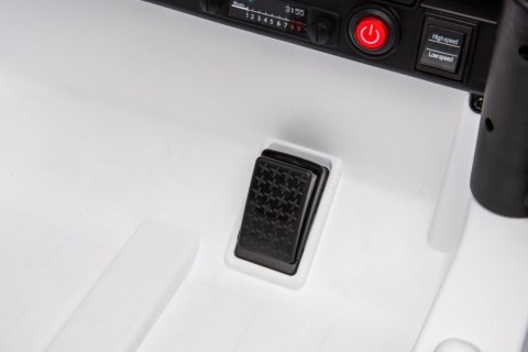 Auto Na Akumulator Toyota FJ Biała 4x4 LEAN CARS