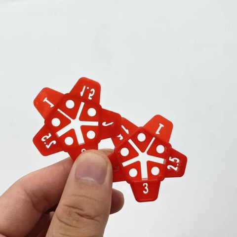 Krzyżyki Gwiazdki Dystansowe Do Płytek 100 Sztuk LEAN