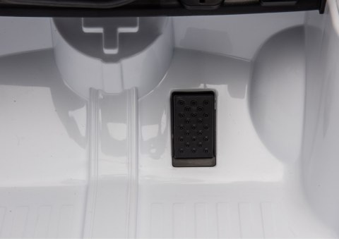 Auto Na Akumulator ZB618 Dodge Ram Biały LEAN CARS