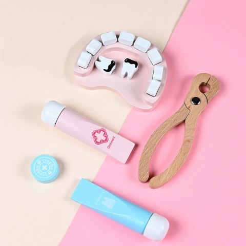 Drewniany Zestaw Lekarski Dla Dzieci W Walizka Apteczka Dentysta 43 el. LEAN Toys