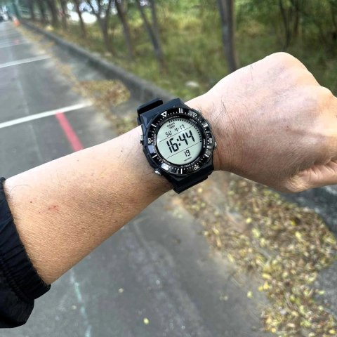 ZEGAREK MĘSKI CASIO SPORT ILLUMINATOR AE-1700H-1A + BOX Casio