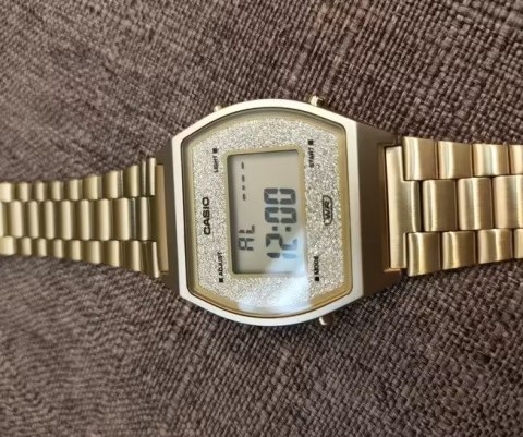 Zegareki Casio Vintage B640WGG-9EF +BOX Casio